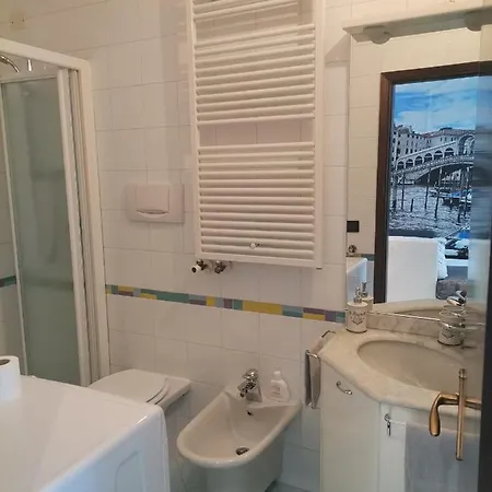 아파트 Zsuzsa Lak 메스트레