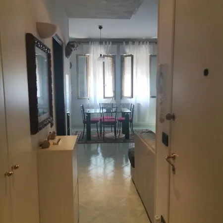 Zsuzsa Lak Apartment *